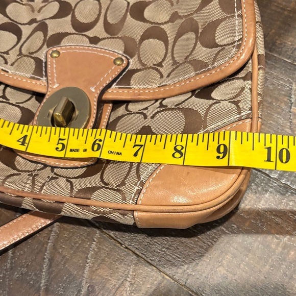 Vintage Coach Crossbody Bag (Circa 2007) - Picture 10 of 11